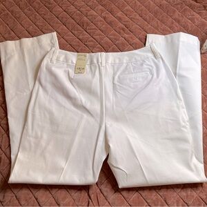 NWT St John’s Bay Bi Stretch Petite White Pant